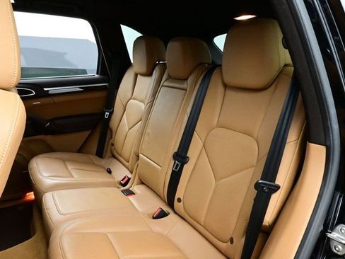 Used 2013 Porsche Cayenne Diesel image 14
