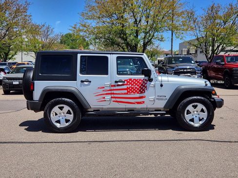 Used 2011 Jeep Wrangler Unlimited Sport AWD/4WD image 2