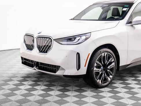 Certified 2025 BMW X3 xDrive30i w/ Premium Package image 34