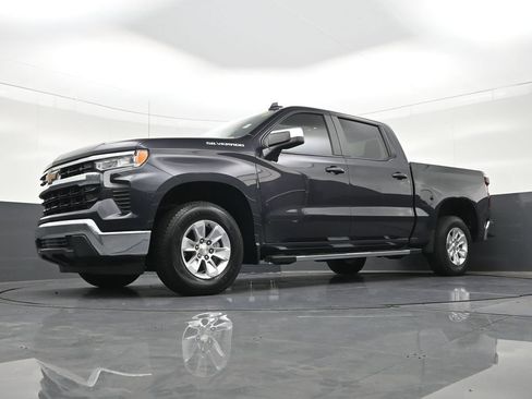 Used 2023 Chevrolet Silverado 1500 LT RWD image 23