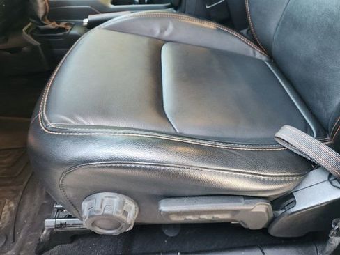 Used 2020 Jeep Gladiator Mojave image 26