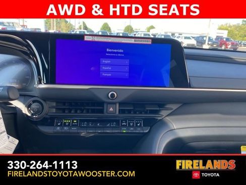 New 2025 Toyota Crown Signia image 36