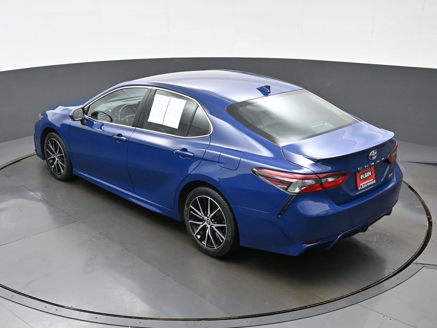 Used 2024 Toyota Camry SE FWD image 37