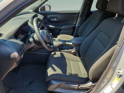 Used 2025 Honda HR-V Sport image 24