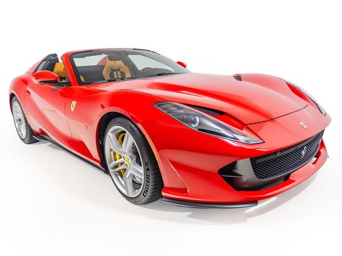 Certified 2023 Ferrari 812 GTS RWD image 21