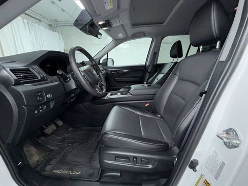 Used 2025 Honda Ridgeline RTL image 12
