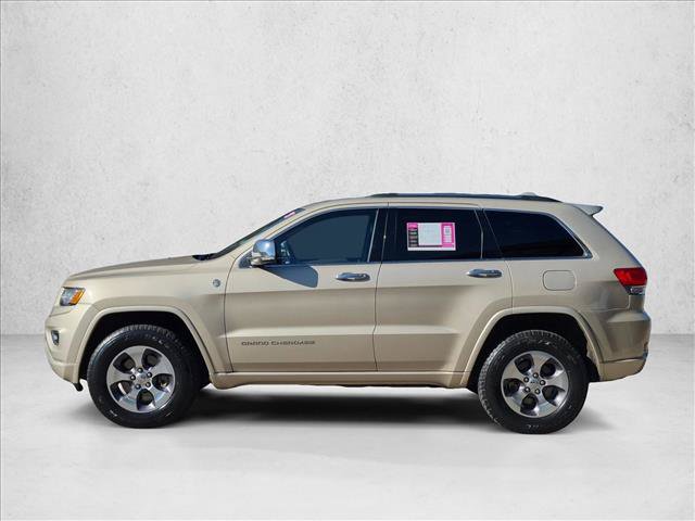 Used 2015 Jeep Grand Cherokee Overland w/ Advanced Technology Group AWD/4WD image 8