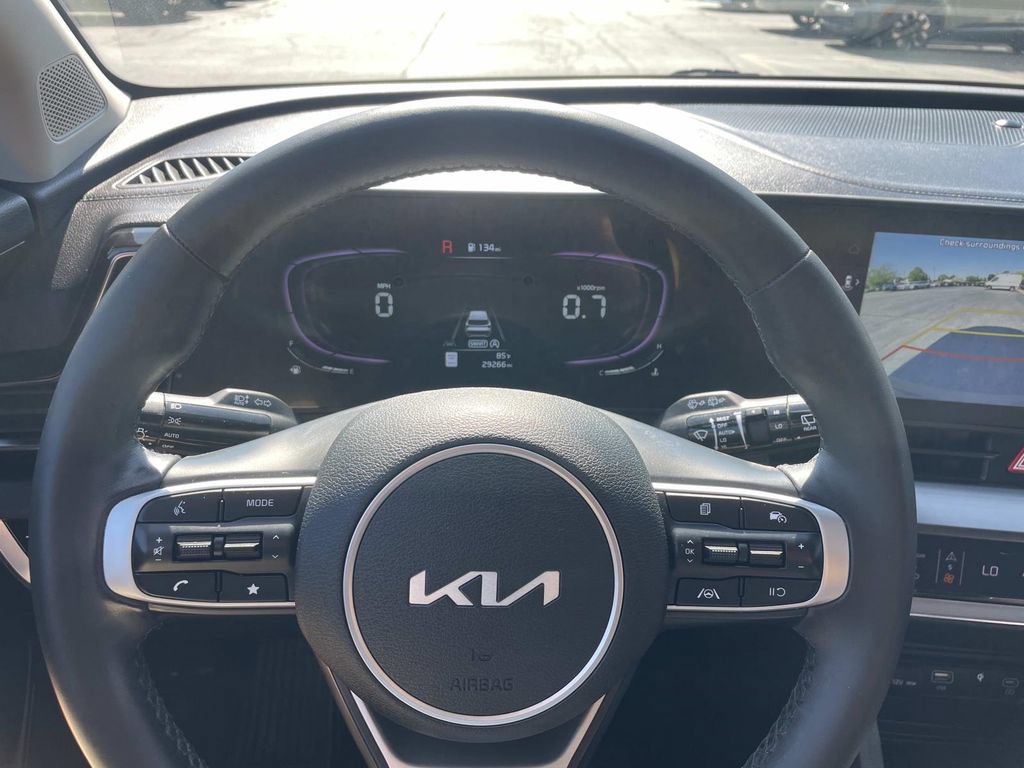 Used 2023 Kia Sportage EX AWD/4WD image 27