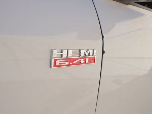 Used 2019 RAM 2500 Tradesman RWD image 28