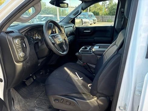 Used 2023 GMC Sierra 1500 Pro w/ Pro Value Package AWD/4WD image 10