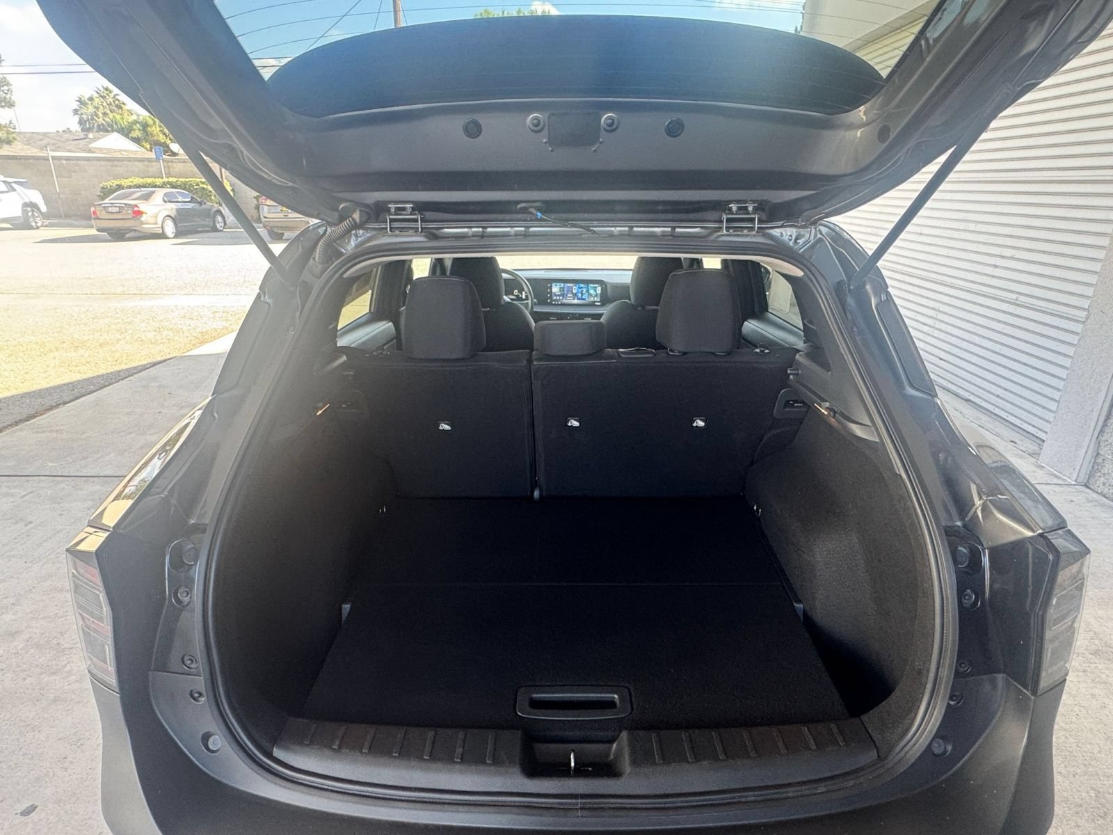 Used 2026 Nissan Kicks SV w/ Cold Weather Package FWD image 29
