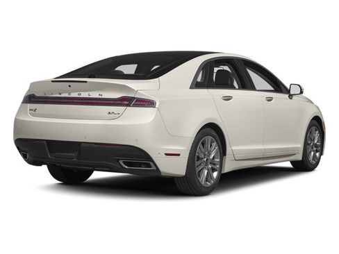 Used 2013 Lincoln MKZ FWD image 2