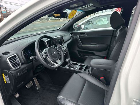 Used 2022 Kia Sportage Nightfall Edition image 14
