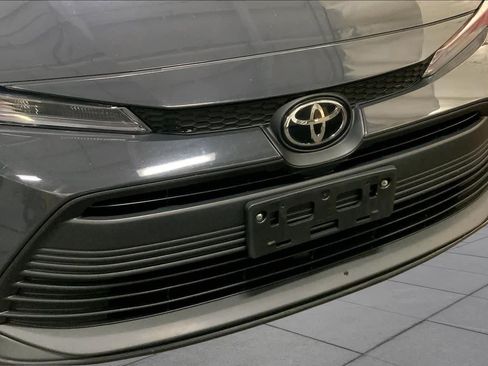 Used 2024 Toyota Corolla LE FWD image 30