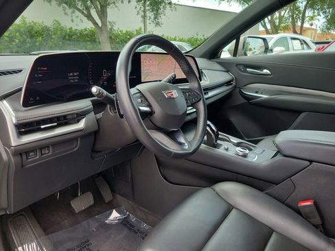 Certified 2025 Cadillac XT4 Premium Luxury FWD image 21