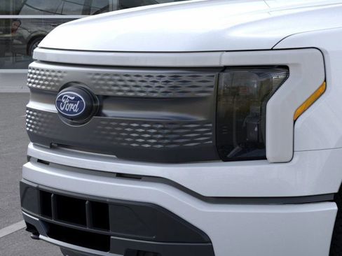 New 2025 Ford F150 Lightning XLT image 18
