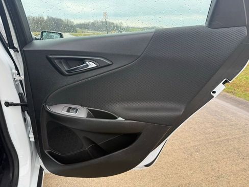 Used 2024 Chevrolet Malibu LT image 14