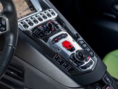 Used 2013 Lamborghini Aventador LP 700-4 image 19