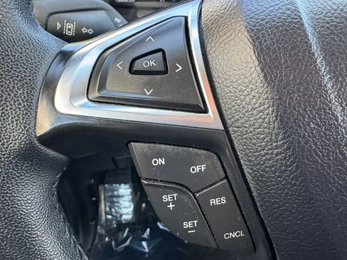 Used 2024 Ford Edge SEL AWD/4WD image 15