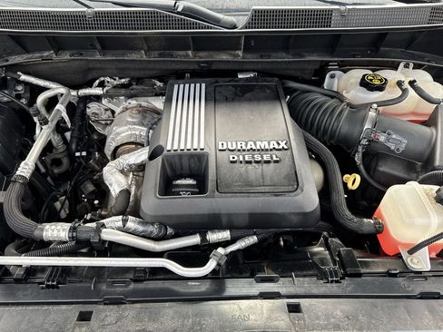 Used 2020 Chevrolet Silverado 1500 RST w/ All-Star Edition image 35