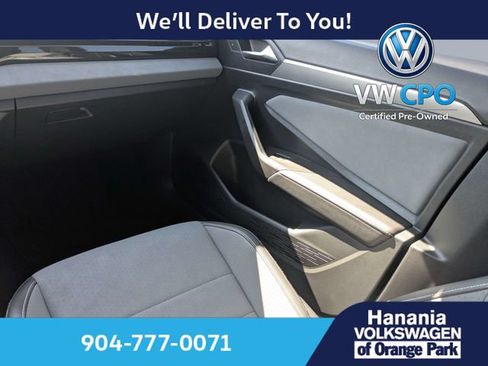 Certified 2025 Volkswagen Jetta SE FWD image 15