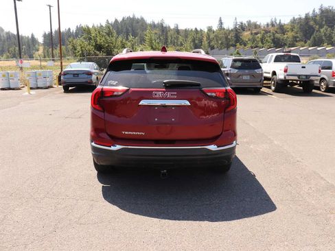 Used 2019 GMC Terrain SLT FWD image 6