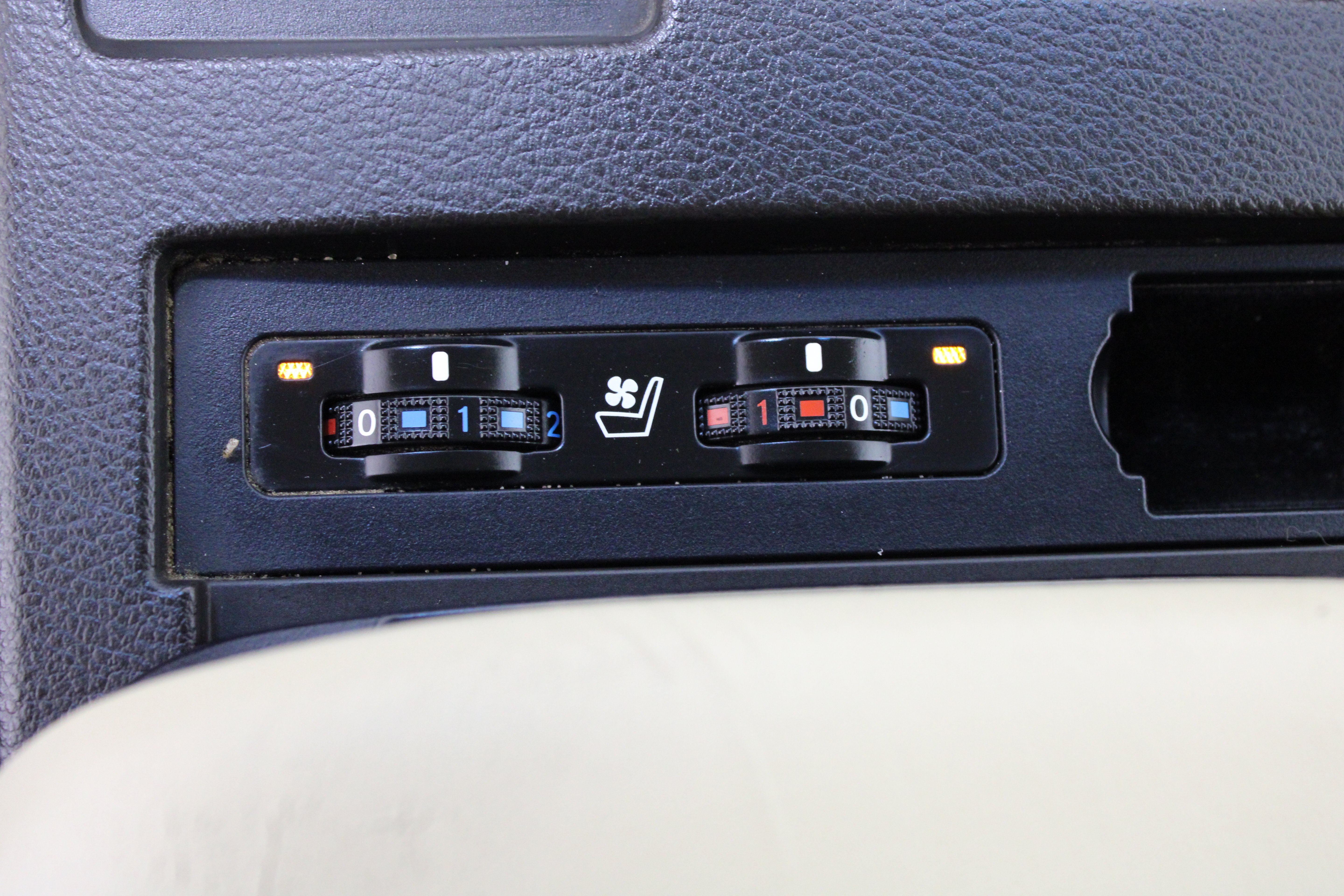 Used 2014 Lexus RX 350 FWD w/ Navigation Package image 24