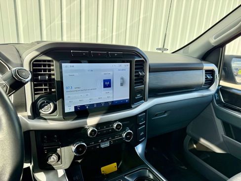 Certified 2022 Ford F150 XLT w/ Equipment Group 302A High image 21