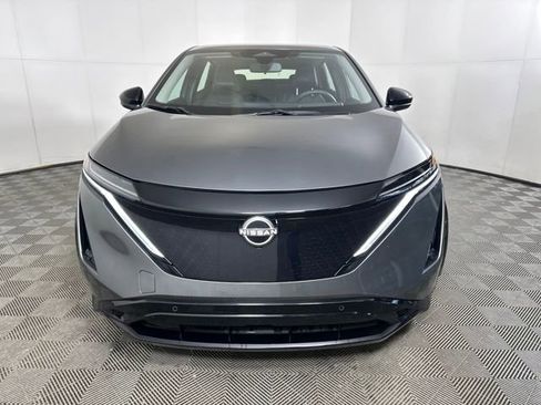Used 2023 Nissan Ariya AWD image 8