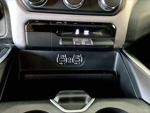Used 2022 RAM 1500 Big Horn AWD/4WD image 26