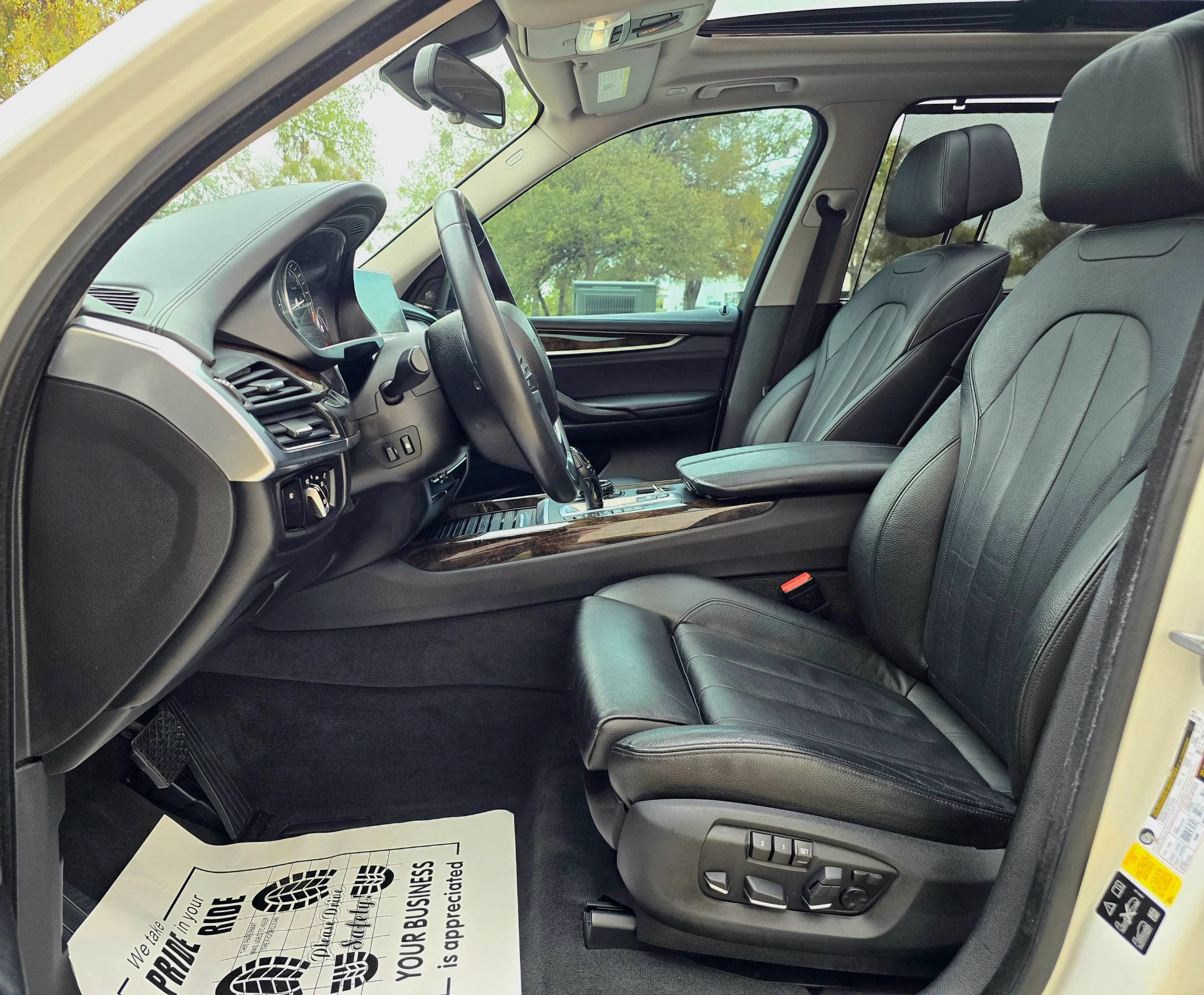 Used 2015 BMW X5 xDrive50i AWD/4WD image 25