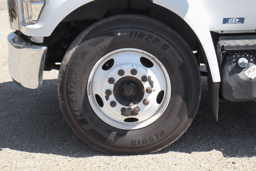 Used 2019 Ford F650 2WD Crew Cab Super Duty image 43