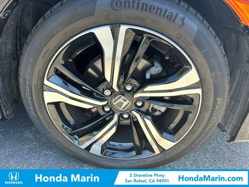 Used 2017 Honda Civic Touring image 11