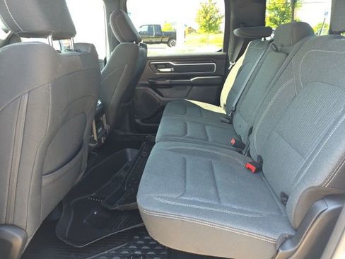 Used 2021 RAM 1500 Big Horn AWD/4WD image 32