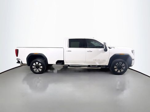 Used 2024 GMC Sierra 3500 Denali w/ Denali Reserve Package image 8