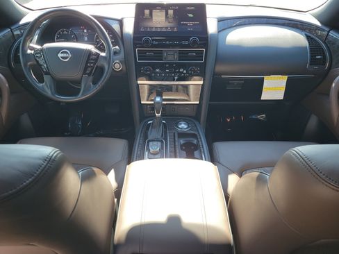 Certified 2021 Nissan Armada Platinum image 18