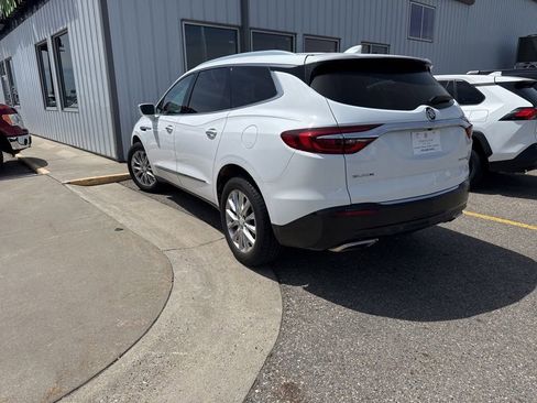 Used 2018 Buick Enclave Premium AWD/4WD image 27