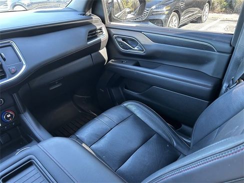 Used 2021 Chevrolet Suburban RST image 12