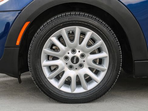 Used 2015 MINI Cooper S image 12