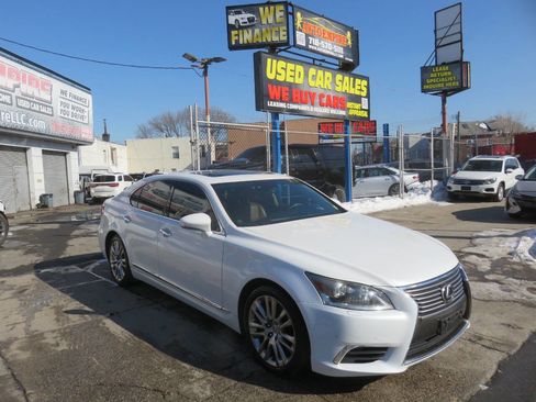 Used 2014 Lexus LS 460 AWD image 3