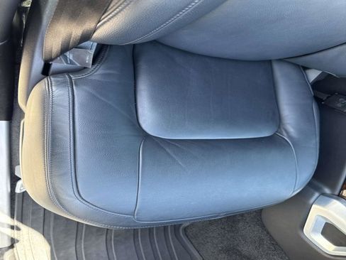 Used 2021 Land Rover Range Rover image 18