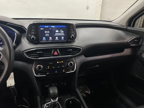 Used 2019 Hyundai Santa Fe SE FWD image 18