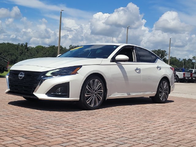 Used 2024 Nissan Altima 2.5 SL FWD image 33