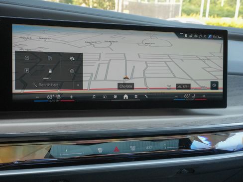 Certified 2023 BMW 760i xDrive AWD/4WD image 23