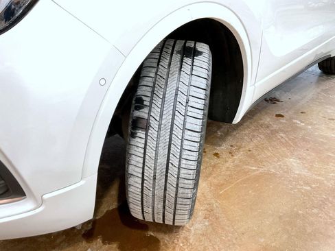 Used 2020 Buick Envision Premium w/ Driver Confidence Package image 23