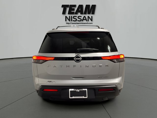 Used 2024 Nissan Pathfinder SV w/ Cargo Package AWD/4WD image 5
