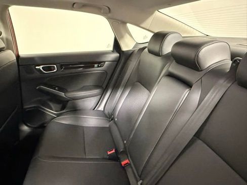 Used 2023 Honda Civic Touring image 39