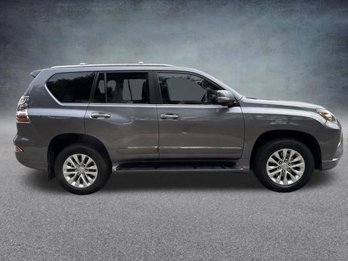 Used 2015 Lexus GX 460 w/ Premium Package image 7