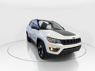 Used 2018 Jeep Compass Trailhawk w/ Leather Interior Group video 2