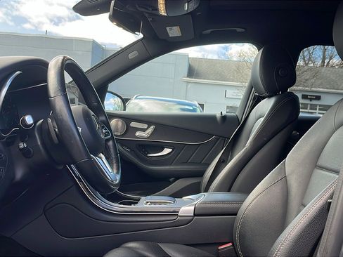 Used 2021 Mercedes-Benz GLC 300 4MATIC image 7